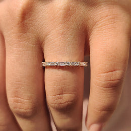 Baguette And Round Diamond Band In Yellow Gold